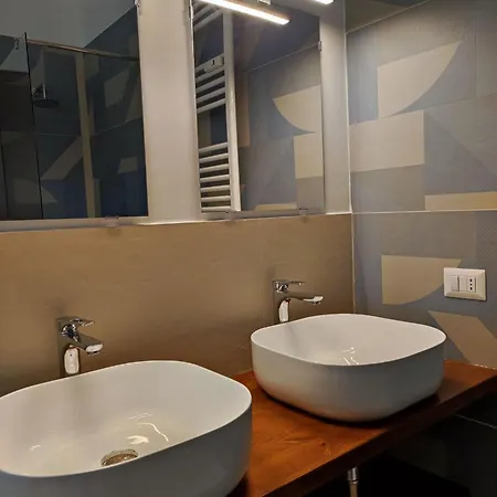 Apartment Consoli