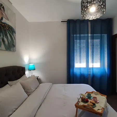 Apartment Consoli